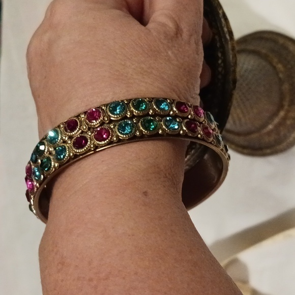 Silver Tone Metal Bangle Bracelet With Rhinestones - Picture 5 of 5